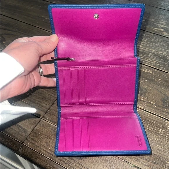 Coach Navy Hamilton leather wallet - Picture 2 of 8